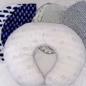 Boppy pillow with 3 covers